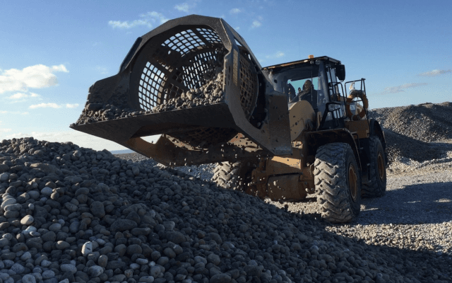 MB LS220 Caterpillar 962M France limestone (S220 stone)