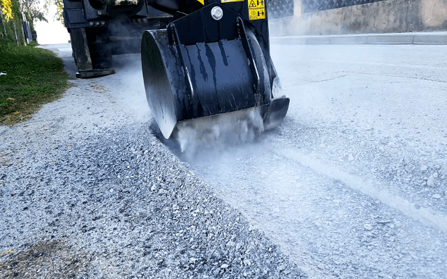 MB R500 Terex TLB 840 Slovenia road construction asphalt (R500 asphalt)