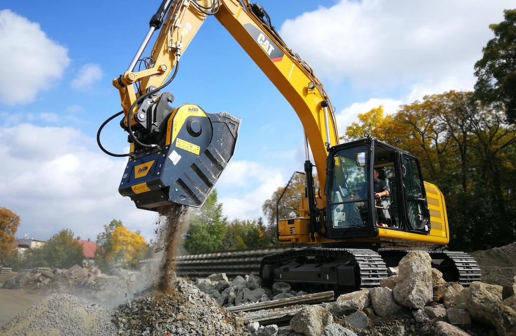 MB BF70.2 Caterpillar 317FL