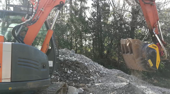 MB-C50 Hitachi ZAXIS75USK