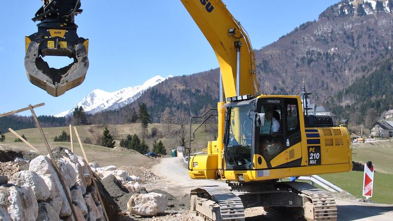 MBクラッシャー MB-G900 グラップル アタッチメント コマツ PC210